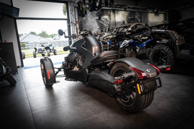 09fe16b2-9b3c-41b9-9e59-66ece663a04c