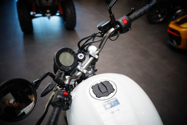 3ae267bb-a493-4ac2-aa6f-62f503390db8