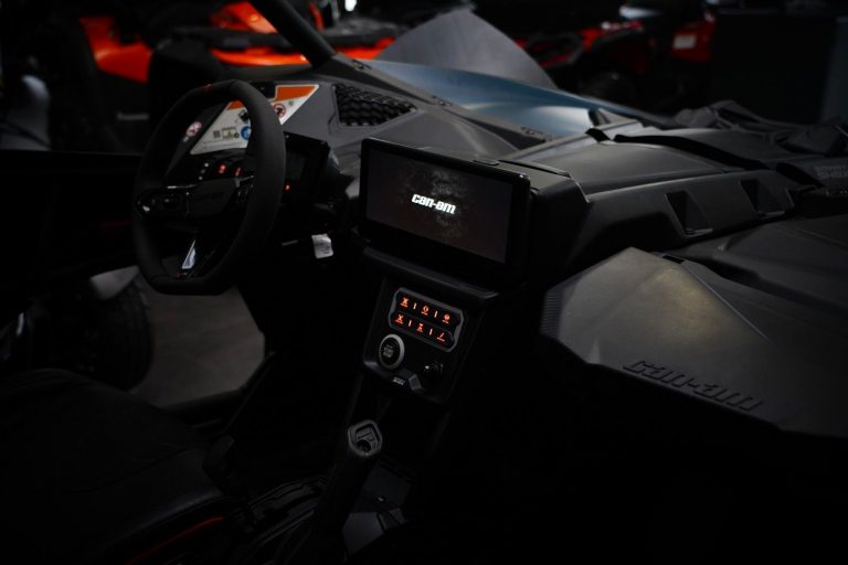 70dc1d26-208b-4535-8dc3-07caa57be5eb