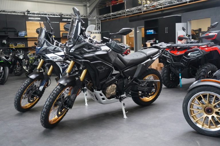 79cf5501-d5b8-426d-8a4e-7eb4b07384dd