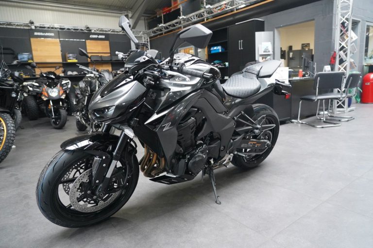 7e3daefa-f78e-4161-b5e7-135b4595f8db