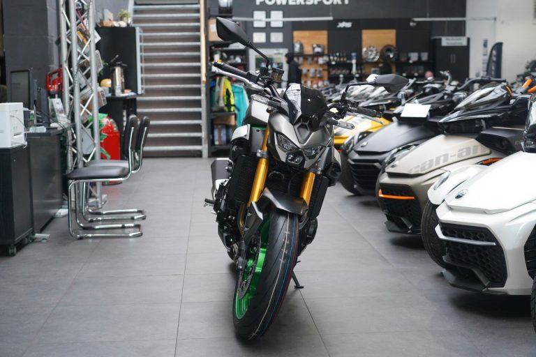 a71bcae4-00fe-42e3-841f-34053c74264b