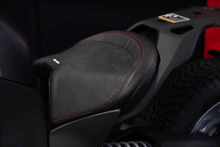 aadc76ff-1024-4dc7-a999-84a41a0271bb