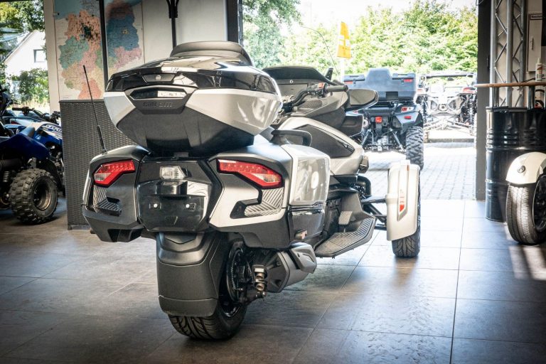 bb221dc0-1ca1-4180-bb69-1cdf41460314