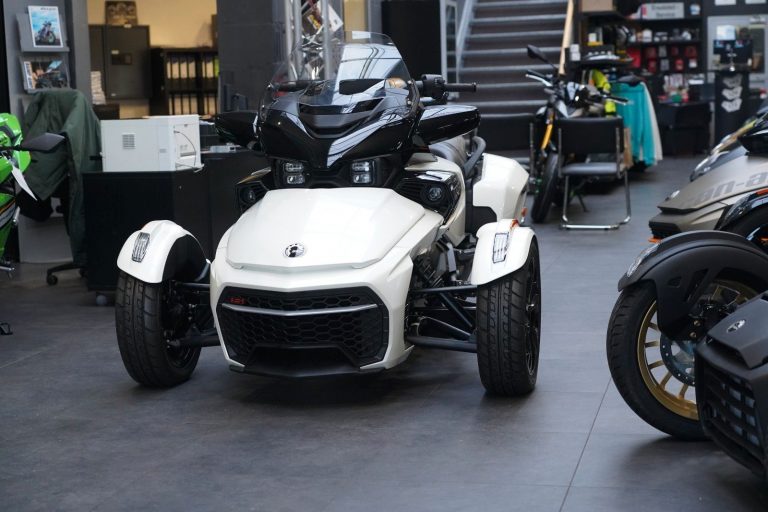 f6c45f1c-71ff-482c-91e1-645072cde3ef